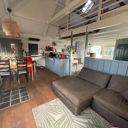 Holiday Cottage De Garage Inn Hank ภายนอก รูปภาพ