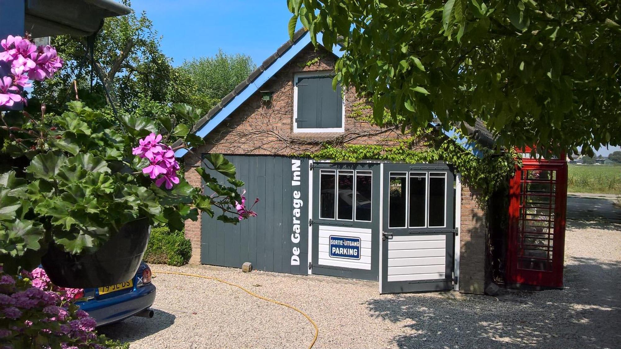 Holiday Cottage De Garage Inn Hank ภายนอก รูปภาพ