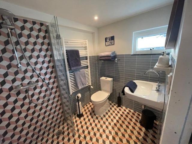 Holiday Cottage De Garage Inn Hank ภายนอก รูปภาพ