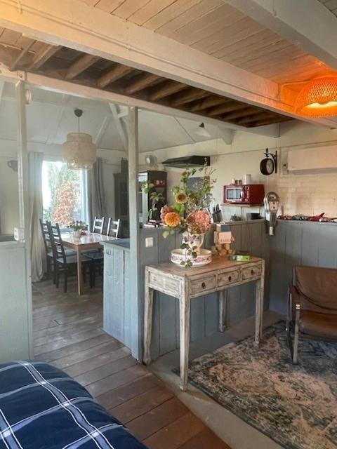 Holiday Cottage De Garage Inn Hank ภายนอก รูปภาพ