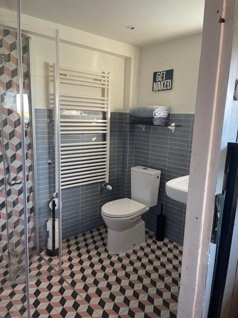 Holiday Cottage De Garage Inn Hank ภายนอก รูปภาพ