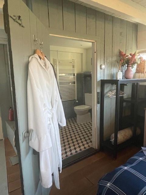 Holiday Cottage De Garage Inn Hank ภายนอก รูปภาพ